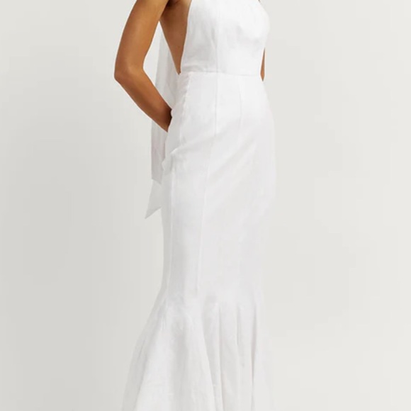 Dissh AISLE WHITE LINEN HIGH NECK DRESS Size 2 - Picture 2 of 5
